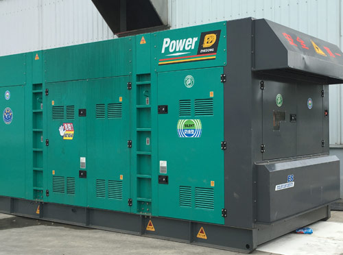 日喀则升级发电机组的过程中需要注意哪些安全事项？