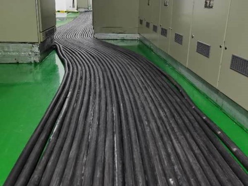 日喀则如何根据理论计算公式计算温度对特定电压测量结果的影响？