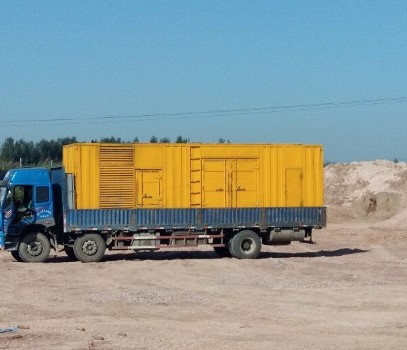 日喀则海拔3000m以上地区的变压器外绝缘距离应如何确定？