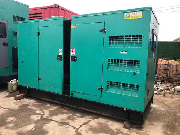 日喀则怎样合理控制磷酸铁锂蓄电池的充放电倍率以延长其使用寿命？